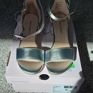 Little Girl Dress Shoes  - ACCEPTING OFFERS